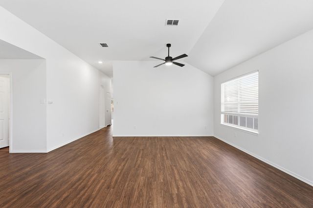 1409 Pheasant Run Trail, Fort Worth, TX 76131