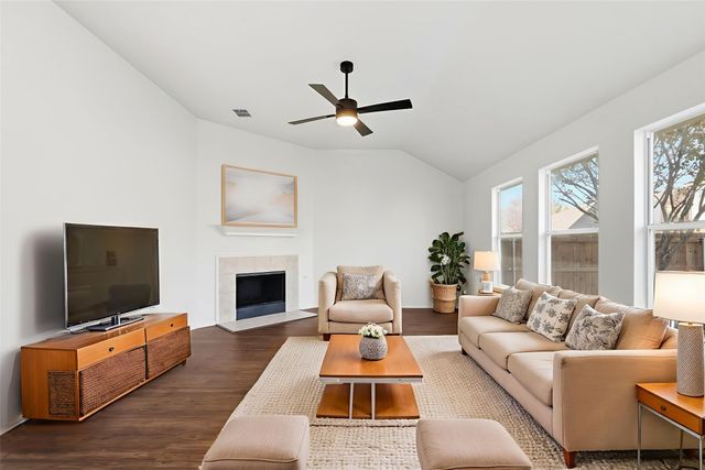 1409 Pheasant Run Trail, Fort Worth, TX 76131