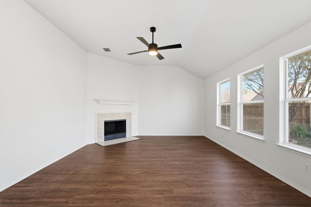 1409 Pheasant Run Trail, Fort Worth, TX 76131