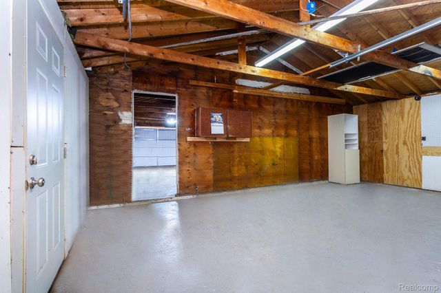 5194 Heath Avenue, Independence Charter Township, MI 48346