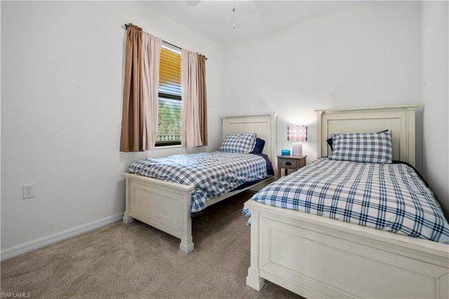 9735 Acqua CT # 641, Naples, FL 34113