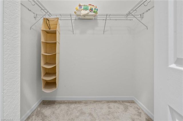 9735 Acqua CT # 641, Naples, FL 34113