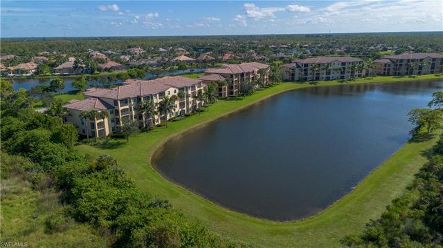 9735 Acqua CT # 641, Naples, FL 34113