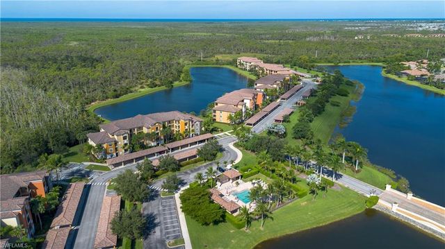 9735 Acqua CT # 641, Naples, FL 34113