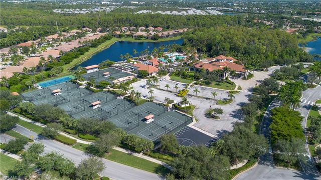 9735 Acqua CT # 641, Naples, FL 34113