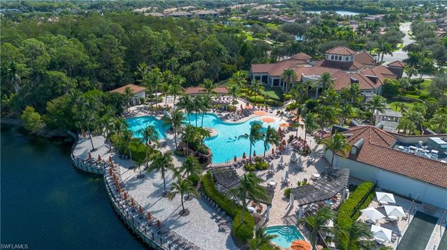 9735 Acqua CT # 641, Naples, FL 34113