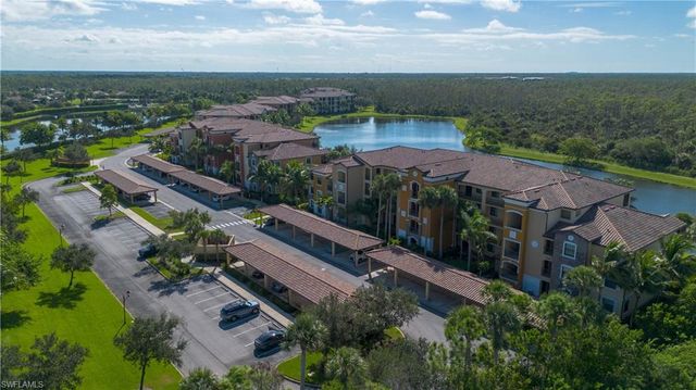9735 Acqua CT # 641, Naples, FL 34113