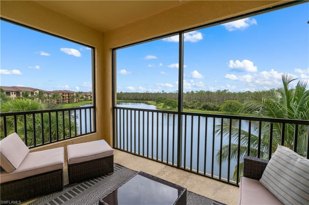 9735 Acqua CT # 641, Naples, FL 34113