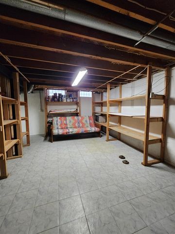 15447 Anthony Street, Romulus, MI 48174