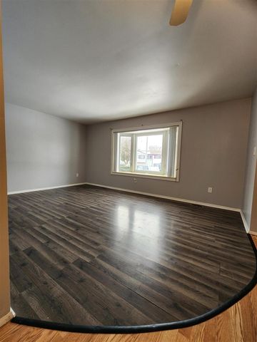 15447 Anthony Street, Romulus, MI 48174