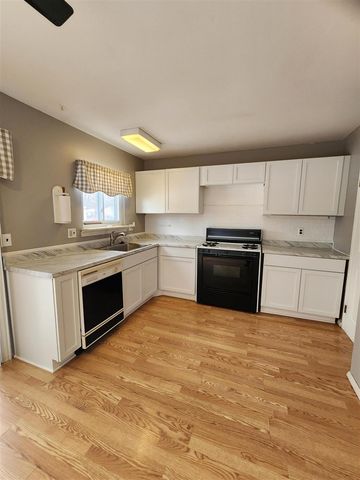 15447 Anthony Street, Romulus, MI 48174