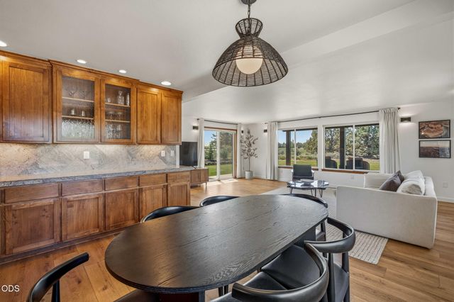 21770 Eastmont Drive, Bend, OR 97701