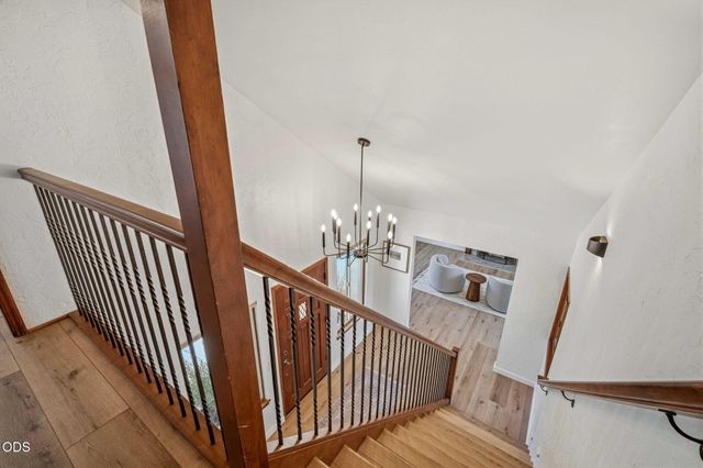 21770 Eastmont Drive, Bend, OR 97701