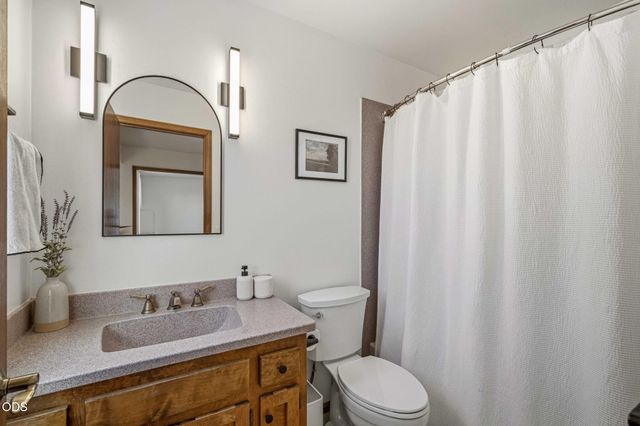 21770 Eastmont Drive, Bend, OR 97701