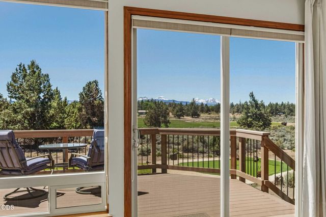21770 Eastmont Drive, Bend, OR 97701