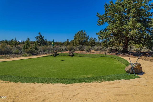 21770 Eastmont Drive, Bend, OR 97701
