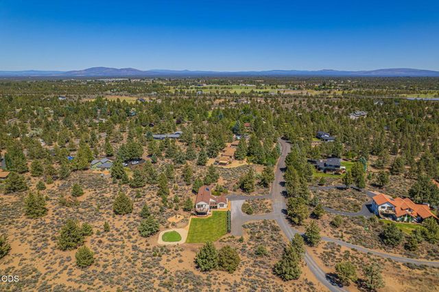 21770 Eastmont Drive, Bend, OR 97701