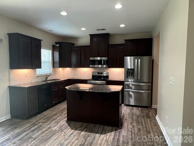 207 Elba Drive, Mooresville, NC 28115
