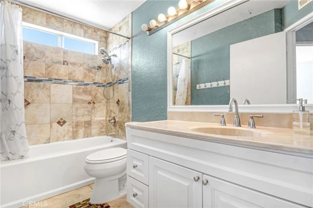 13955 Arthur Ave 4, Paramount, CA 90723