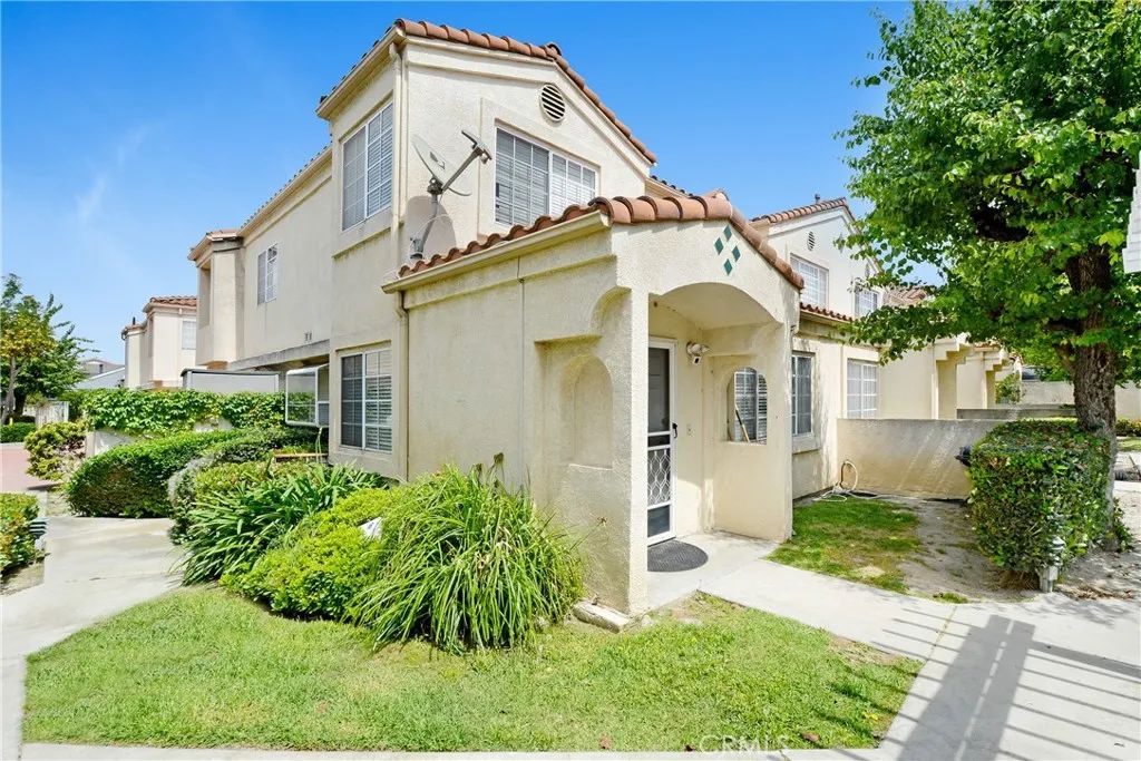 13955 Arthur Ave 4, Paramount, CA 90723