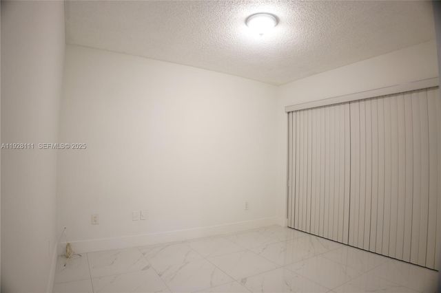 5141 NW 101st Pl, Doral, FL 33178