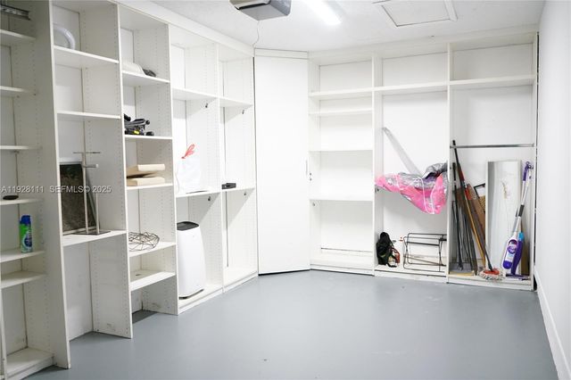 5141 NW 101st Pl, Doral, FL 33178