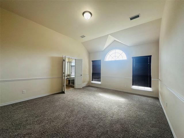 702 Carolyn T Hunt Drive, Cedar Hill, TX 75104