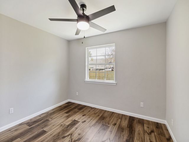 618 Via Corona, Mesquite, TX 75150