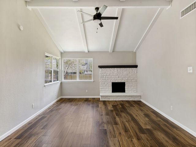 618 Via Corona, Mesquite, TX 75150