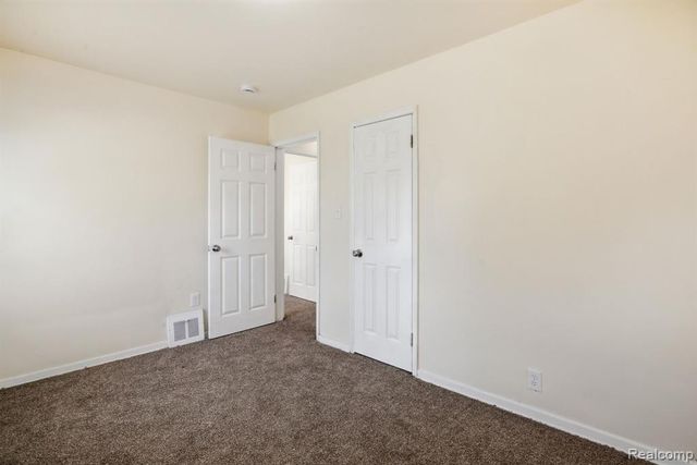 16496 Tacoma Street, Detroit, MI 48205