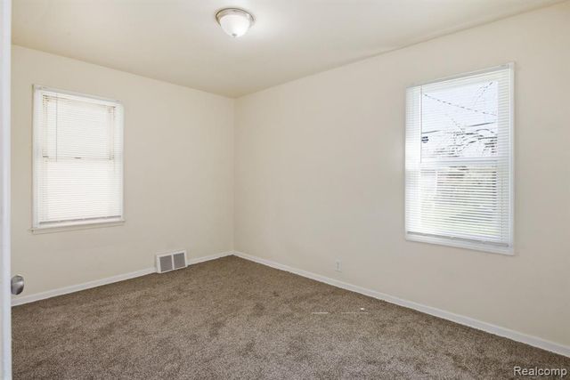16496 Tacoma Street, Detroit, MI 48205