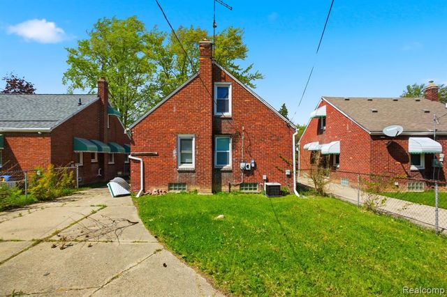 16496 Tacoma Street, Detroit, MI 48205