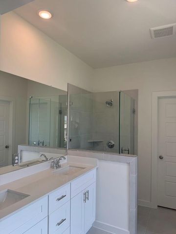 8319 Amber Summit, Angleton, TX 77515