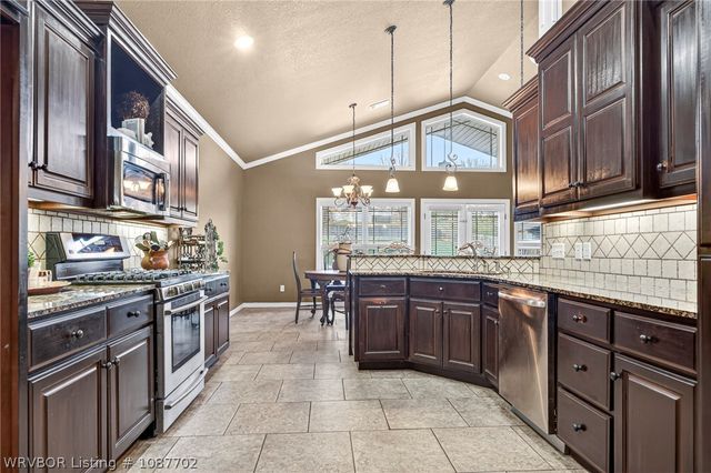 3718 Brighton Place, Greenwood, AR 72936