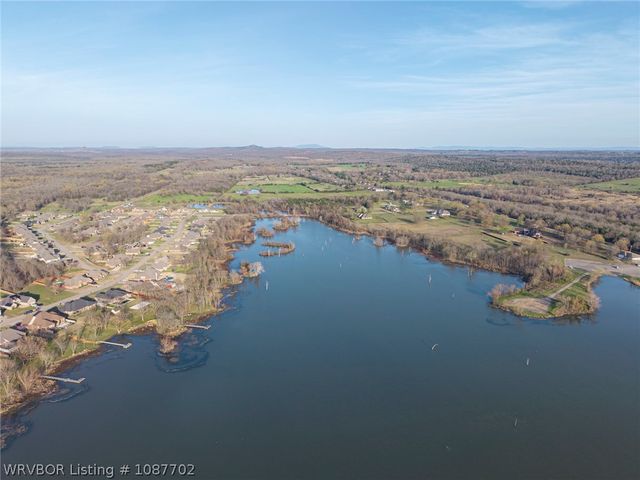 3718 Brighton Place, Greenwood, AR 72936