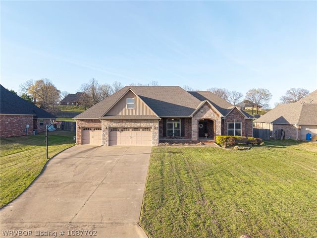 3718 Brighton Place, Greenwood, AR 72936