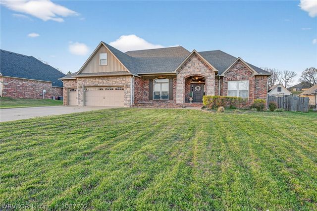 3718 Brighton Place, Greenwood, AR 72936