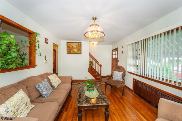 350 Trenton Ave, Paterson City, NJ 07503