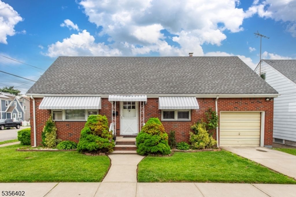 350 Trenton Ave, Paterson City, NJ 07503