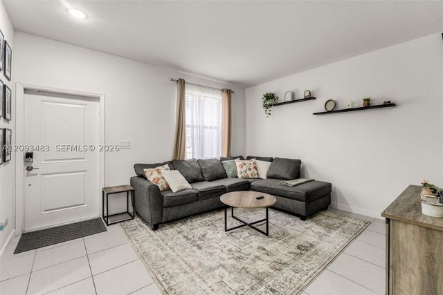 13228 SW 286th St, Homestead, FL 33033