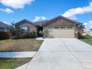 104 Cypress Hills Rd, San Marcos, TX 78666