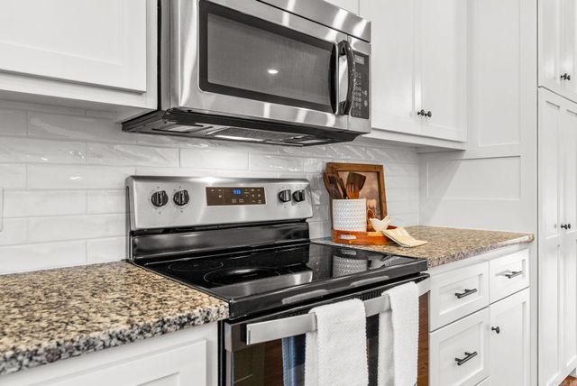 12 Otto Landing Dr, Greenbrier, AR 72058
