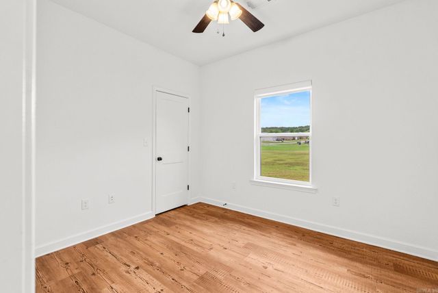 12 Otto Landing Dr, Greenbrier, AR 72058