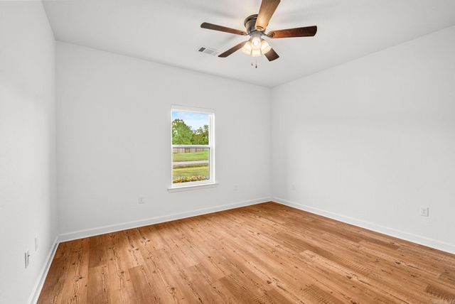 12 Otto Landing Dr, Greenbrier, AR 72058