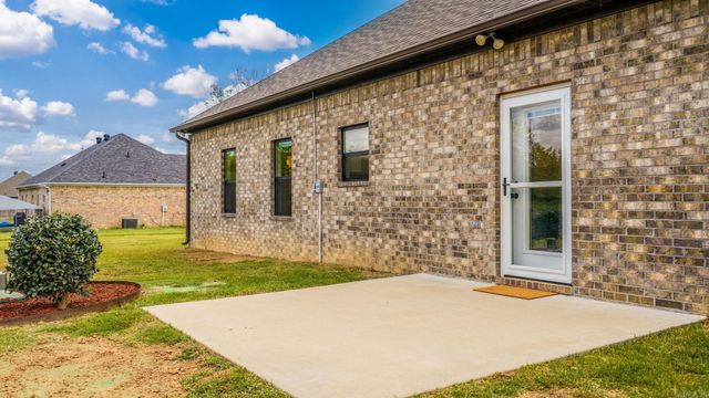 12 Otto Landing Dr, Greenbrier, AR 72058