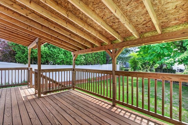 28 Greendale Ave, Worcester, MA 01606
