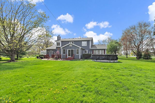 6 Amanda Lane, Yorkville, IL 60560