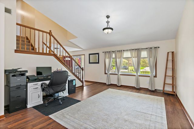 6 Amanda Lane, Yorkville, IL 60560