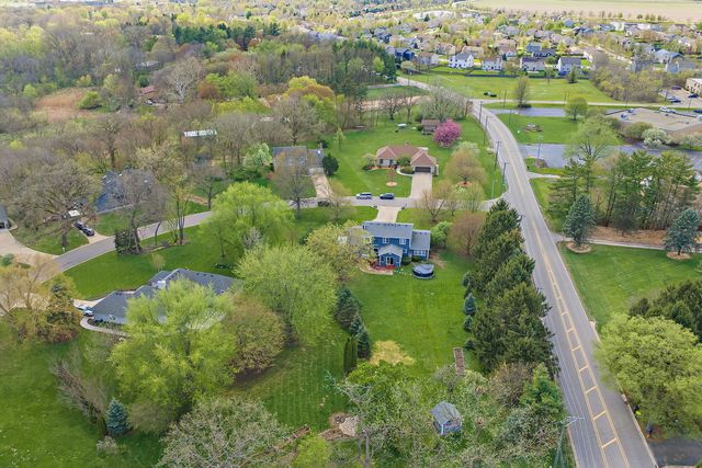 6 Amanda Lane, Yorkville, IL 60560