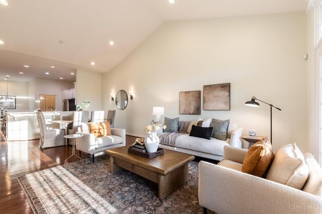 5873 Falling Brook Drive, Mason, OH 45040